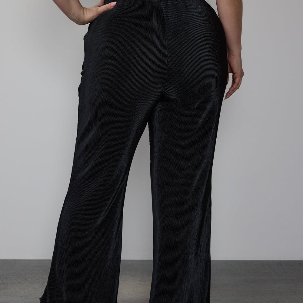 New York & Company Plus Plisse Bootcut Pant Size 2X2X / BLACK - BLACK / 94523